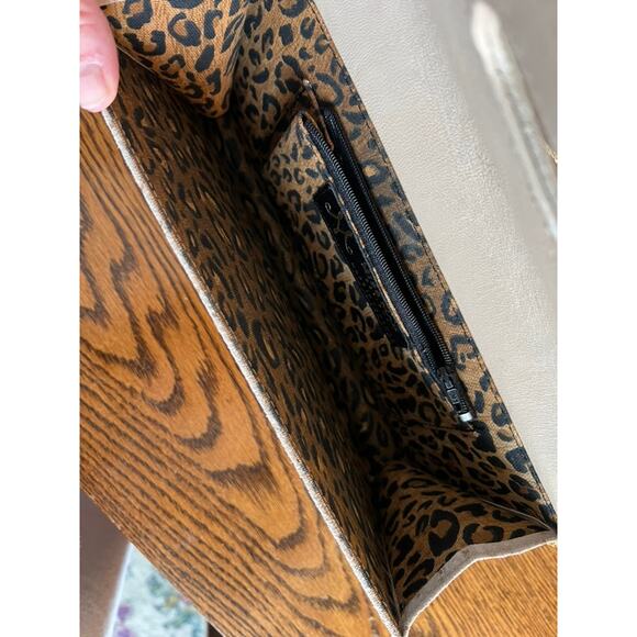 Miss Mak Faux Ostrich Clutch with chain strap - Picture 7 of 11